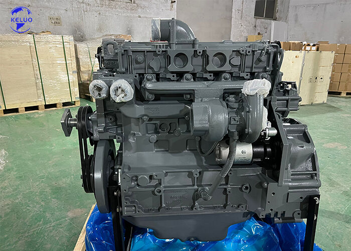موتور دیزل 4 زمان (1013 سری) با خنک کننده آب Deutz BF4M1013EC / FC برای ساخت و ساز، مجموعه ژنراتورها و صنعت دریایی.
